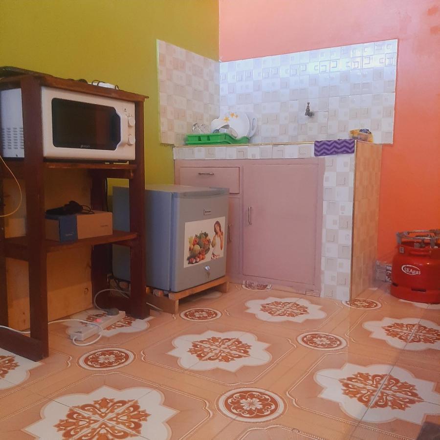 מומבסה Gloria'S Place Studio מראה חיצוני תמונה
